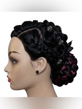 Black Wire Mesh Pom Pom Flower Stud Earrings